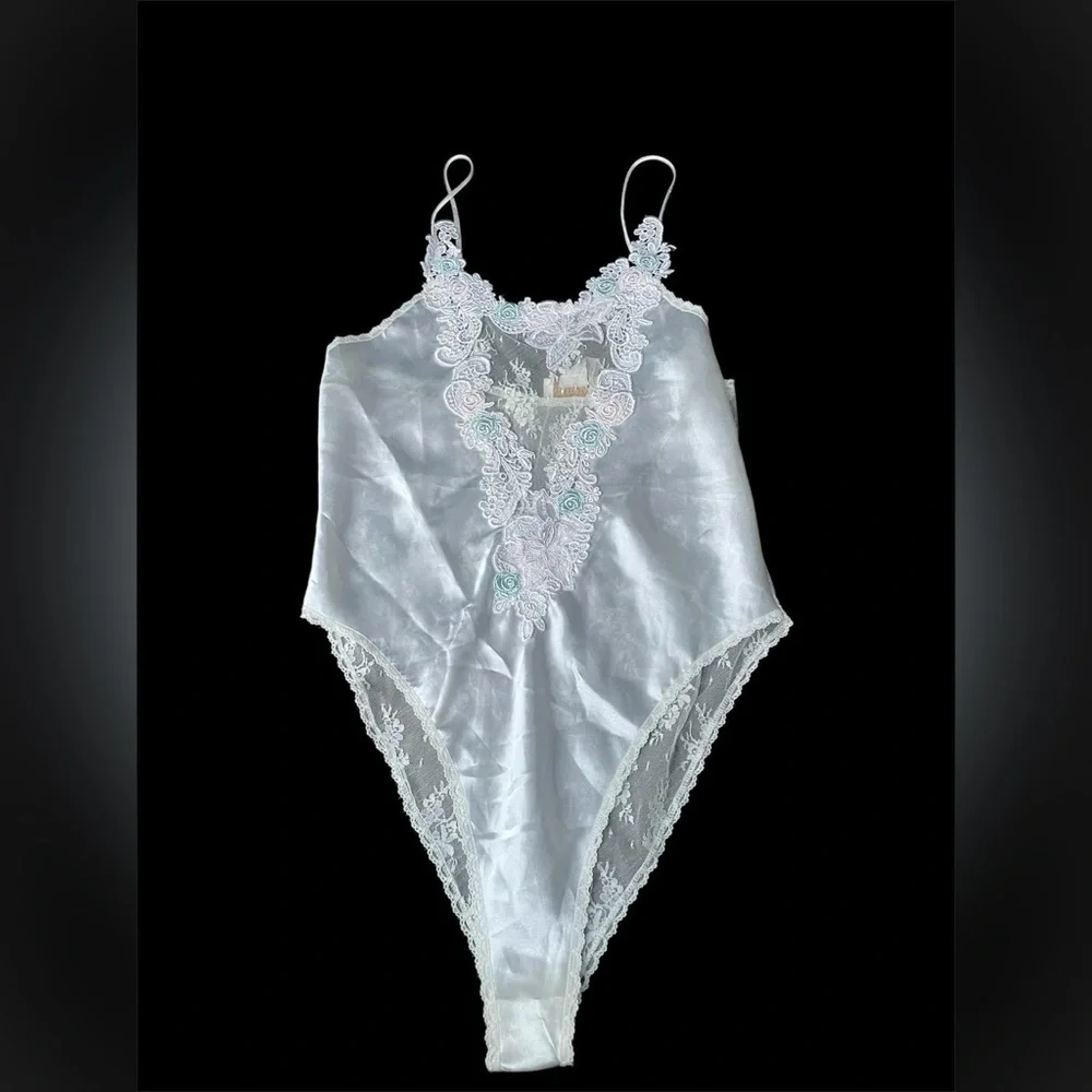 Victoria’s Secret intimates& sleepwear
